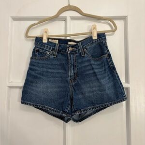 Levi’s 80s Mom Denim Shorts